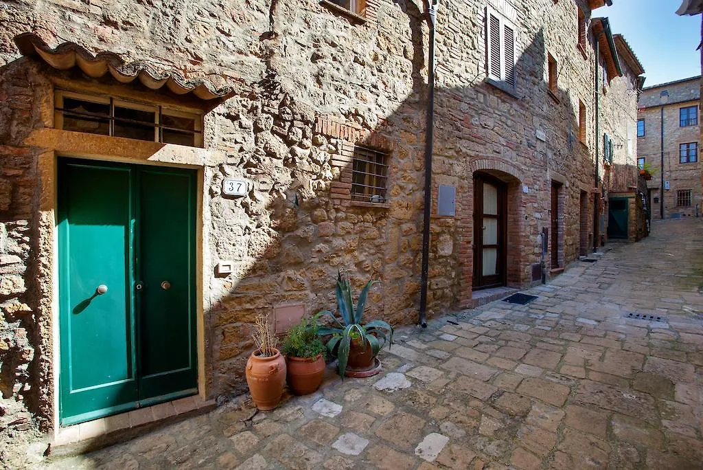 Borgo Alle Mura Casale Marittimo 0*,  Italy